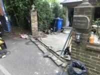 Five-bar 'wooden-style' steel gates - project portfolio 4